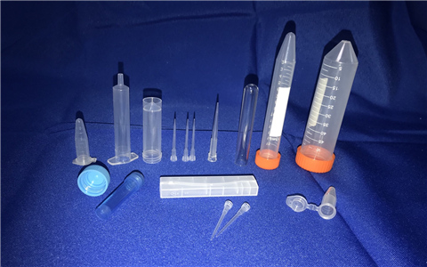 We offer high quality injection molding production of laboratory consumables.