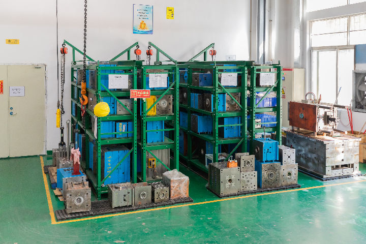 Commonly used medical plastic warehouse