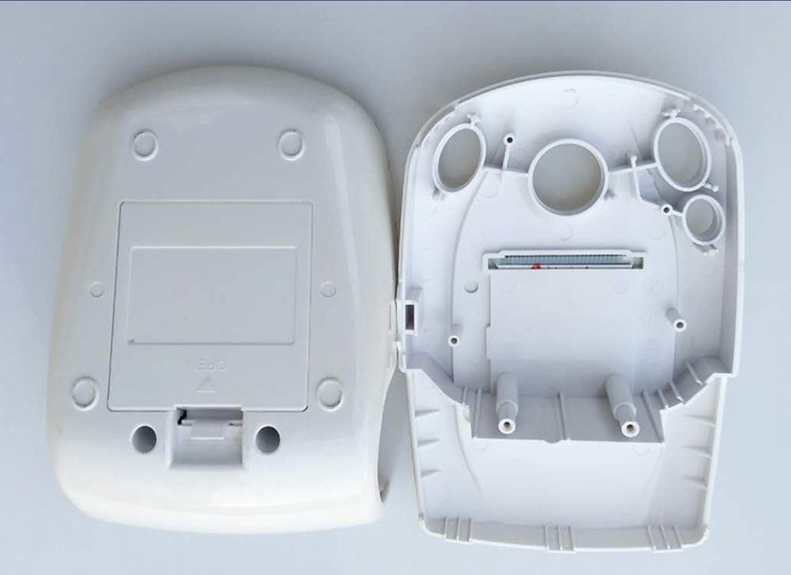 Vacuum forming vs. injection molding