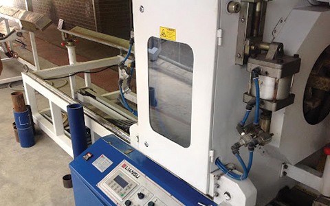 Manufacturing machine