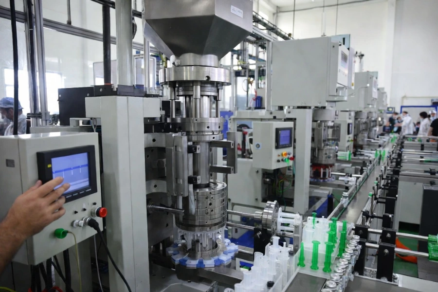 questions to ask a medical device manufacturer during medical injection molding evaluation