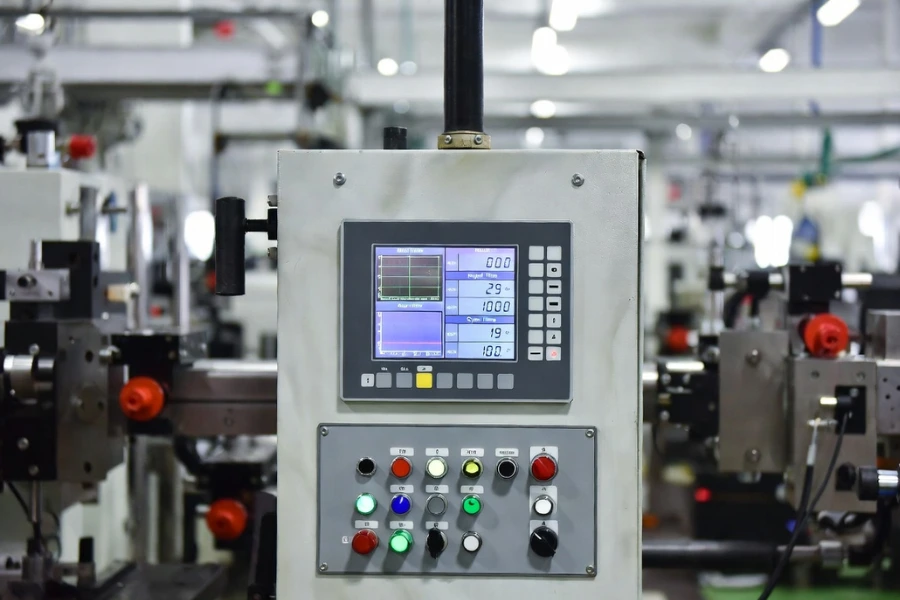 injection molding process parameter monitoring for medical plastic parts