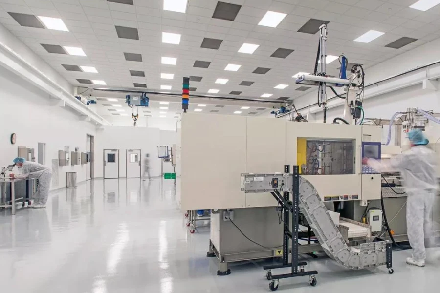 cleanroom gowning procedure for medical manufacturing workers